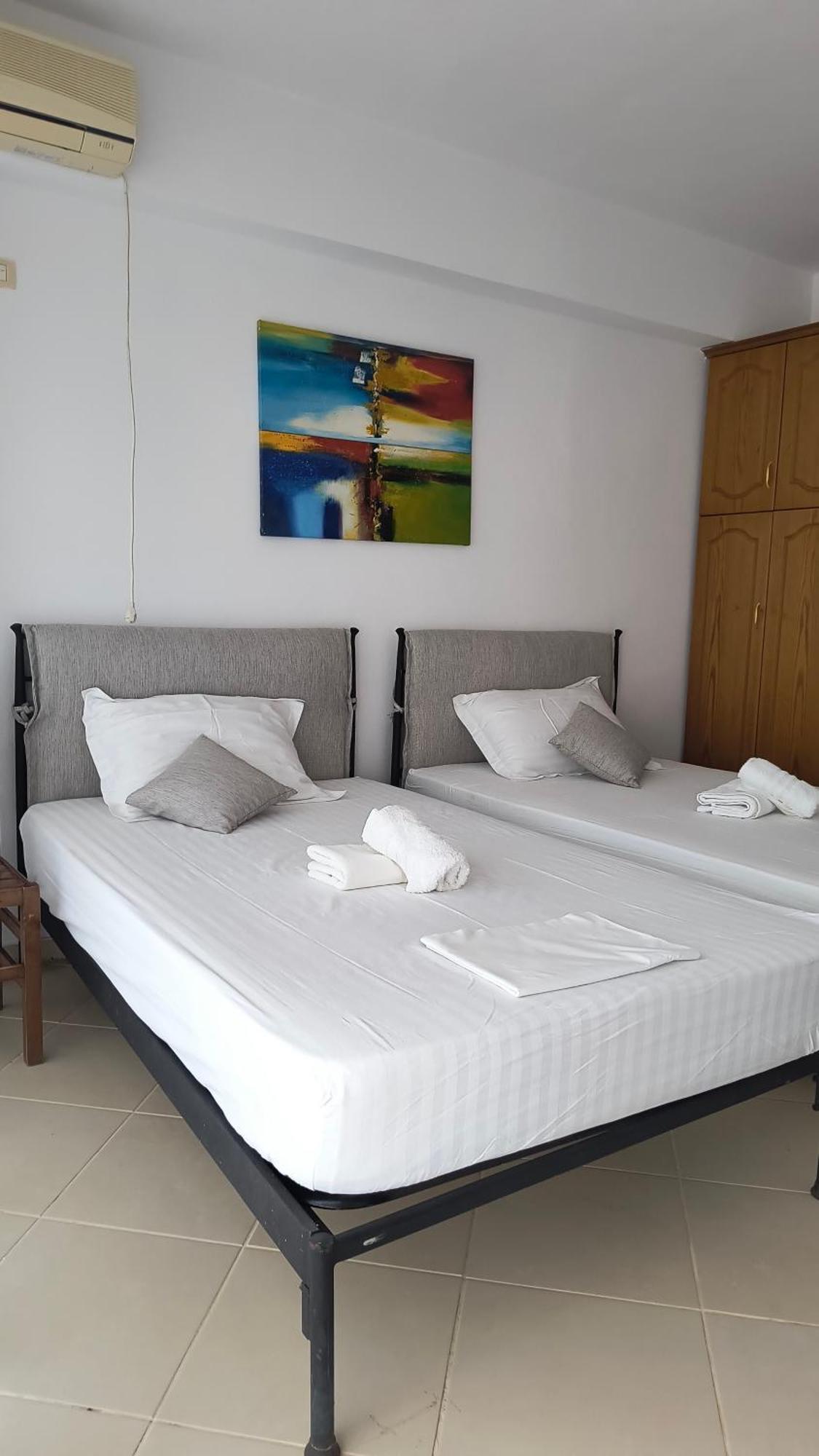 Polyxeni Apartments & Rooms Qeparo Exterior foto